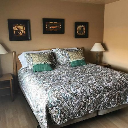 Economy Guest Village Rock Springs Εξωτερικό φωτογραφία