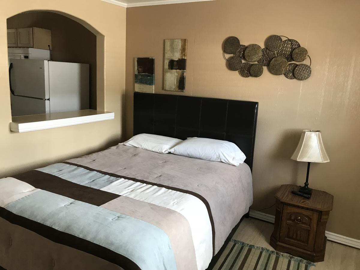 Economy Guest Village Rock Springs Εξωτερικό φωτογραφία